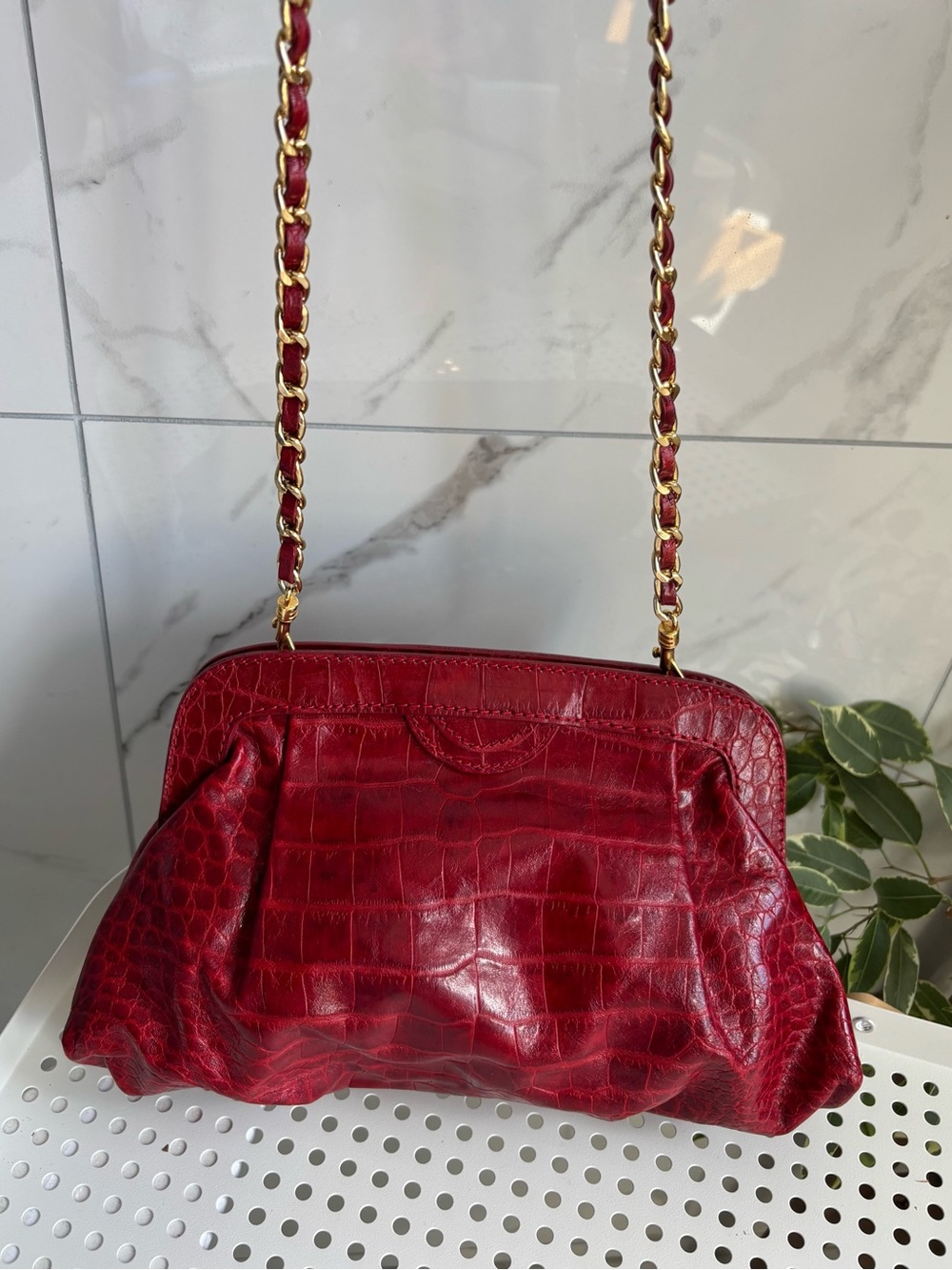 Vintage Cristian Italian Red Croc-Embossed Leather Chain Bag